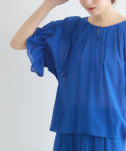 KATHARINE ROSS(キャサリンロス)の「【接触冷感/UVカット/通気性】ウォッシャブル2WAYブラウス(シャツ/ブラウス・レディース・ブラウン/ブルー/ブラック・FREE)」の7枚目の写真