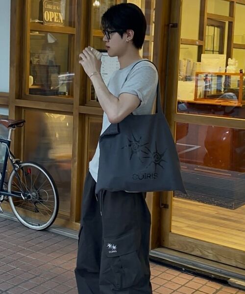 COIRIS(コイリス)の「ビエンノパラシュートワイドカーゴパンツ(2カラー)(スウェットパンツ・レディース・ブラック/Beige/チャコールグレー・FREE)」の19枚目の写真