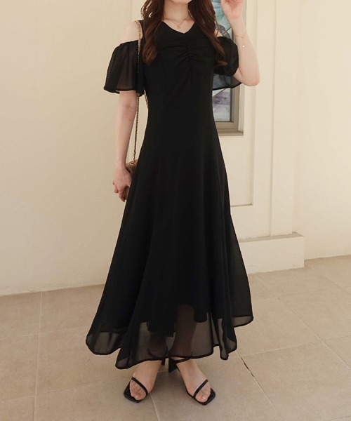 SOELA（ソエラ）の「【INGNI　SOELA】肩開きVネックシアーバックレースアップワンピース／WEB限定（ワンピース・レディース・アイボリー/ブラック・M）」の12枚目の写真