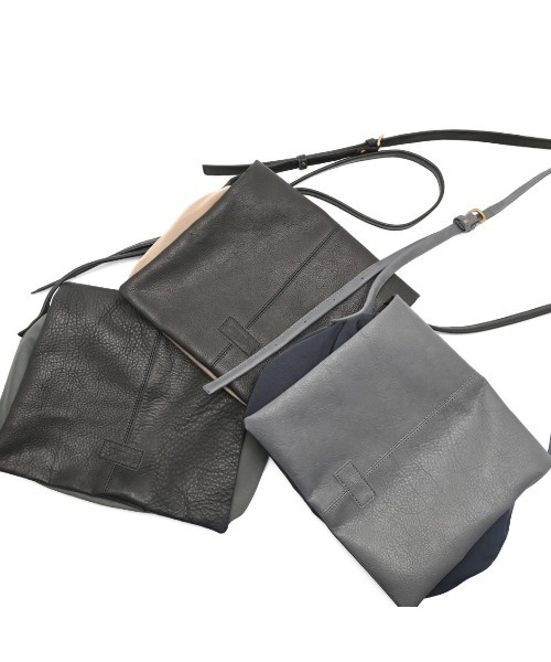 CLEDRAN(クレドラン)の「【国産レザー×ナイロン 軽量】CL3994 LIMO FLAP LEATHER SHOULDER(ショルダーバッグ・レディース・グレー/ダークベージュ/ブラック・FREE)」の10枚目の写真