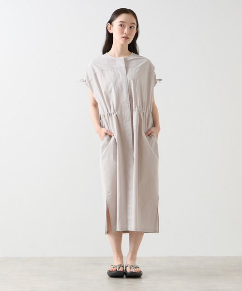 LOGEMENT DE CLAIRE（ロジュモンドクレール）の「タイプライターシャツワンピース（ワンピース・レディース・イエロー系その他/ライトグレー/ブラウン・FREE）」の2枚目の写真