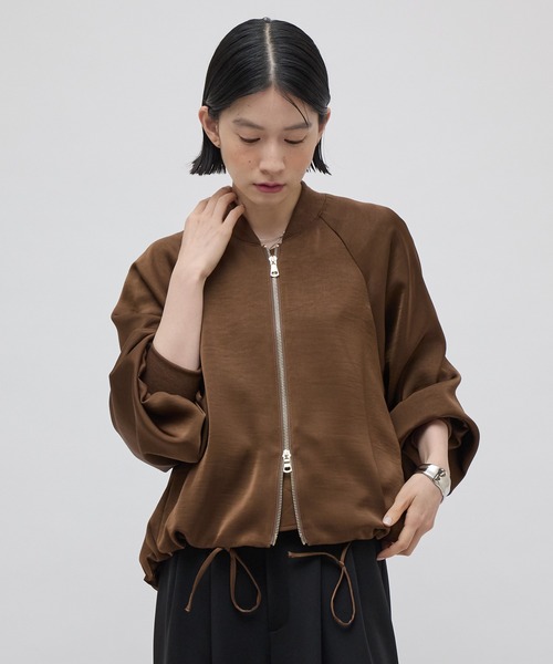 Lui's(ルイス)の「サテンボリュームブルゾン 26aw(ブルゾン・レディース・ブラウン/カーキ/ブラック・FREE)」の15枚目の写真