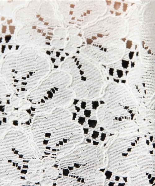 earth music&ecology（アースミュージックアンドエコロジー）の「【2016Summer】衿付きレースプルオーバー（Tシャツ/カットソー・レディース・オフホワイト/ブラック/ピンクベージュ/ネイビー・FREE）」の6枚目の写真