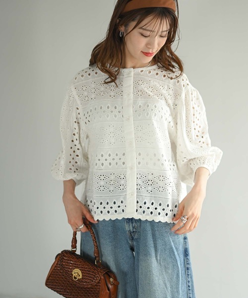 Muffiny(マフィニー)の「2WAYカットワークレースブラウス(Tシャツ/カットソー・レディース・サックスブルー/オフホワイト/ブラック・FREE)」の8枚目の写真
