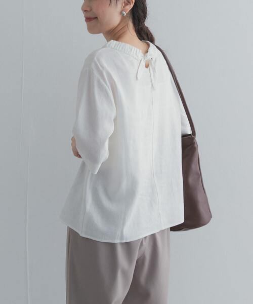 URBAN RESEARCH DOORS(アーバンリサーチドアーズ)の「リネンレーヨンバックリボンブラウス(シャツ/ブラウス・レディース・オフホワイト/ブラック/イエロー系その他・FREE)」の6枚目の写真