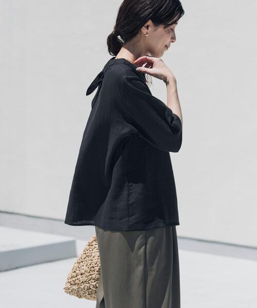 URBAN RESEARCH DOORS(アーバンリサーチドアーズ)の「リネンレーヨンバックリボンブラウス(シャツ/ブラウス・レディース・オフホワイト/ブラック/イエロー系その他・FREE)」の13枚目の写真