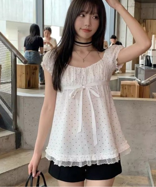 AsheKsha（アシクシャ）の「水玉模様のスクエアカラーリボンに小さなフライスリーブトップ（シャツ/ブラウス・レディース・ホワイト・M）」の20枚目の写真