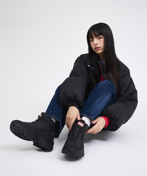 HUNTER(ハンター)の「【HUNTER/ハンター】INTREPID WANDERER SNOW BOOT ZIPブーツ/スノーブーツ(ブーツ・レディース・ブラック・25/24/23/22)」の2枚目の写真
