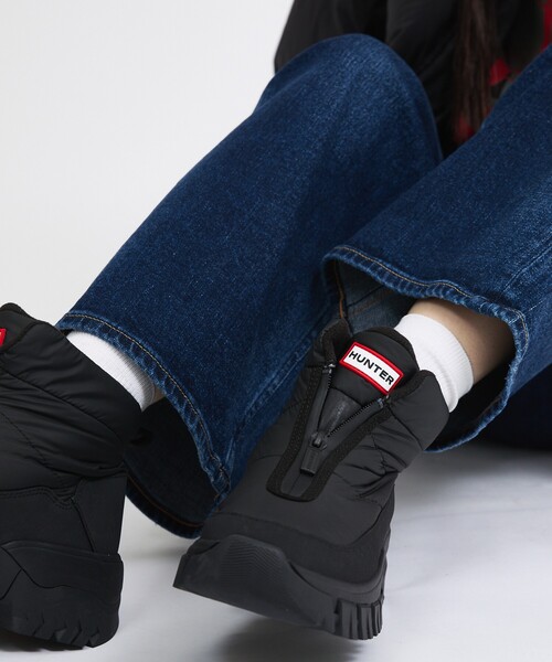 HUNTER(ハンター)の「【HUNTER/ハンター】INTREPID WANDERER SNOW BOOT ZIPブーツ/スノーブーツ(ブーツ・レディース・ブラック・25/24/23/22)」の4枚目の写真