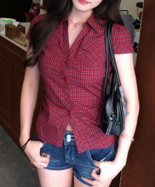 Vipoa(ヴィポア)の「Vintage red checked tight shirt(シャツ/ブラウス・レディース・レッド・FREE)」の22枚目の写真