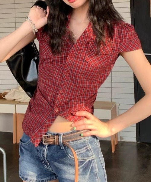 Vipoa(ヴィポア)の「Vintage red checked tight shirt(シャツ/ブラウス・レディース・レッド・FREE)」の7枚目の写真