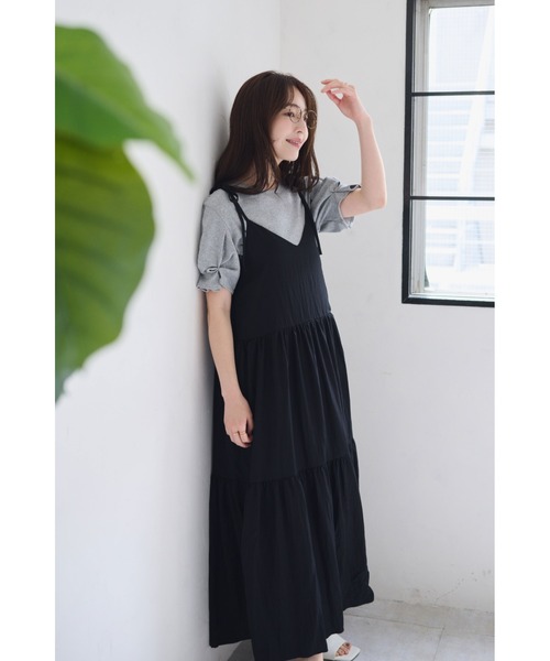 FMiBL(ファミル)の「ティアードキャミワンピース(Tシャツ/カットソー・レディース・ブラック/ホワイト・FREE)」の3枚目の写真