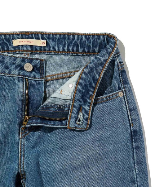 Levi's(リーバイス)の「Levi's/リーバイス LOW STRAIGHT ジーンズ ミディアムインディゴ(デニムパンツ・レディース・インディゴブルー・26inch/25inch/24inch/23inch/28inch/27inch)」の9枚目の写真