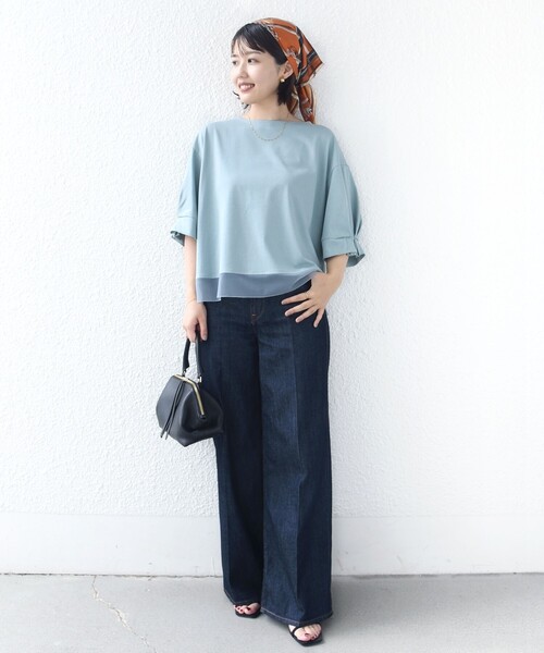 SHIPS(シップス)の「〈手洗い可能〉シアー コンビ 袖 タック デザイン プルオーバー(Tシャツ/カットソー・レディース・ナチュラル/ライトブルー/ブラック・ONE SIZE)」の16枚目の写真