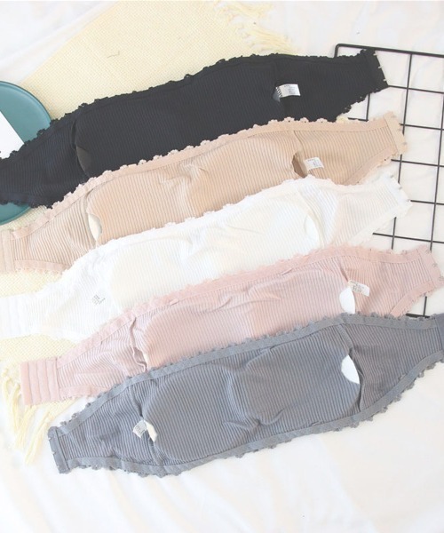 shoppinggo(ショッピングゴー)の「夏服 ブラトップ カップ付きキャミソール チューブトップブラ セクシー 胸元 パット付 インナー ブラカバー(キャミソール・レディース・ブラック/ホワイト/グレー/ベージュ・FREE)」の8枚目の写真