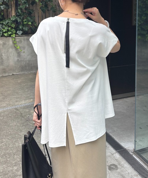 COLLAGE GALLARDAGALANTE(コラージュガリャルダガランテ)の「VICHY ロゴTシャツ/ZOZO限定(Tシャツ/カットソー・レディース・ホワイト/ベージュ・FREE)」の7枚目の写真