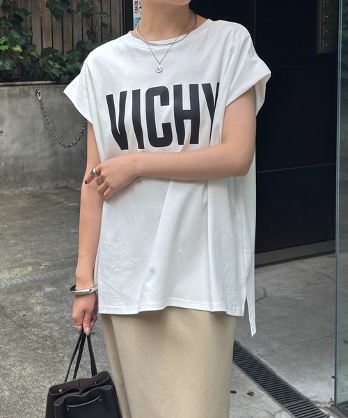 COLLAGE GALLARDAGALANTE(コラージュガリャルダガランテ)の「VICHY ロゴTシャツ/ZOZO限定(Tシャツ/カットソー・レディース・ホワイト/ベージュ・FREE)」の4枚目の写真
