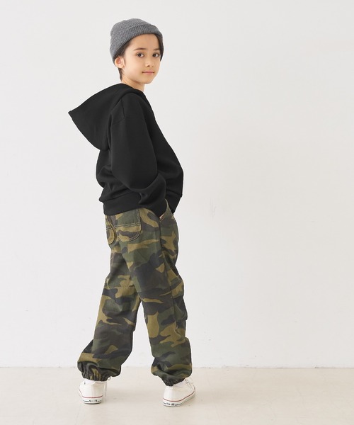 coca(coca)(コカ)の「キッズ ソフトスウェットジップアップフーディ(パーカー・キッズ・グレー/ブラック・120/130/140/150)」の12枚目の写真