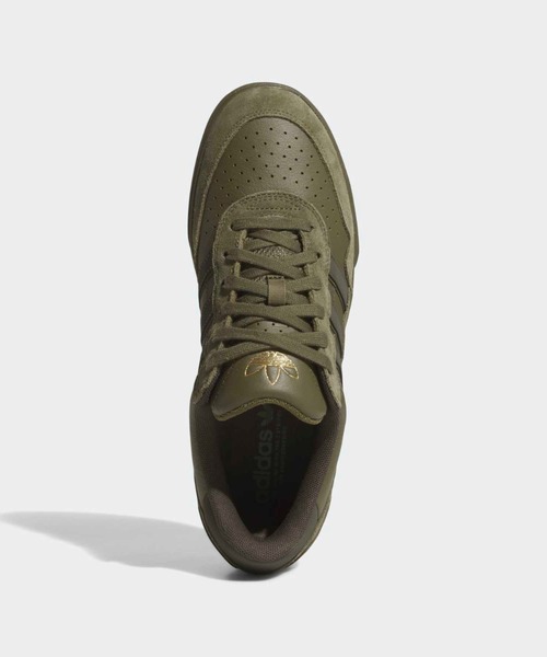 adidas(アディダス)の「タイショーン II / Tyshawn II / アディダスオリジナルス adidas Originals(スニーカー・メンズ・カーキ・23.5cm/24.5cm/25.0cm/25.5cm/26.0cm/26.5cm/27.0cm/27.5cm/28.0cm/28.5cm/29.0cm)」の2枚目の写真