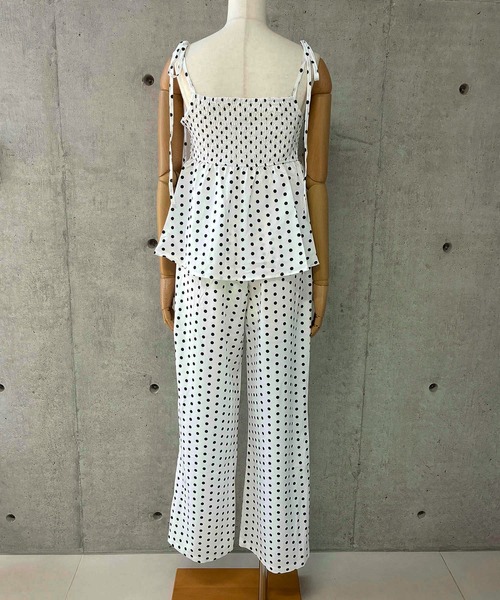 GLAMOROUS JANE(グラマラスジェーン)の「ドット柄キャミ×パンツ 2点セット(セットアップ・レディース・ホワイト/ブラック・FREE)」の10枚目の写真
