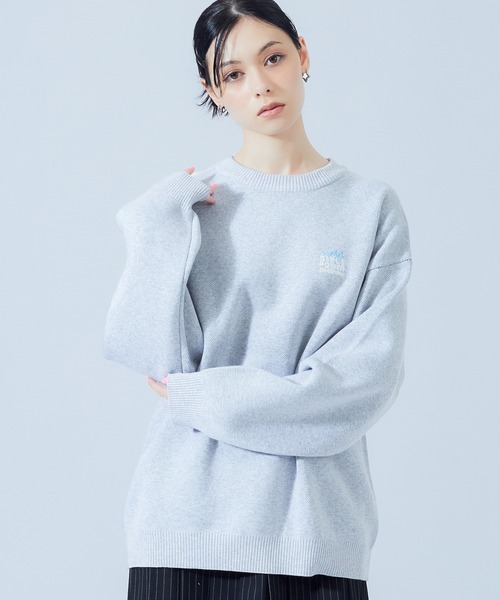 X-girl（エックスガール）の「BOX LOGO AND FACE JACQUARD KNIT TOP（ニット/セーター・レディース・アッシュ/ブラック・ONE SIZE）」の20枚目の写真