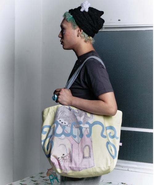 twins(nemne store)(ツインズ)の「twins big tote bag(トートバッグ・レディース・Yellow/チャコール/ライトブルー・フリー)」の9枚目の写真