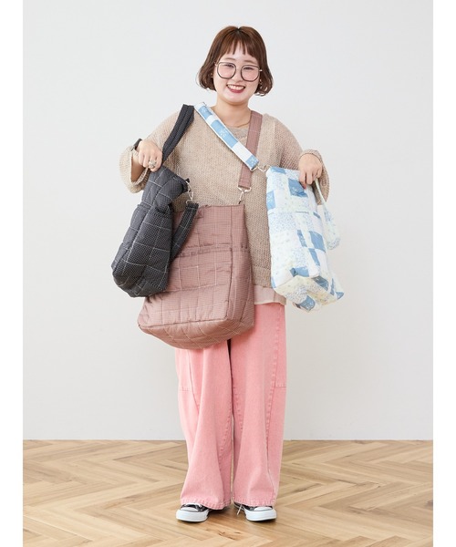 Samansa Mos2(サマンサ モスモス)の「【Cross×Staff】ボトルポケ付/10ポケットトートbag(ハンドバッグ・レディース・チャコールグレー/キャメル/オフホワイト・F)」の6枚目の写真