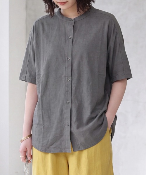 SELECT LEVERY(セレクトリベリー)の「接触冷感 ナイロン前開きドルマントップス(シャツ/ブラウス・レディース・ブラック/モカ/チャコール・MEDIUM/LARGE)」の12枚目の写真