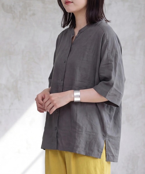 SELECT LEVERY(セレクトリベリー)の「接触冷感 ナイロン前開きドルマントップス(シャツ/ブラウス・レディース・ブラック/モカ/チャコール・MEDIUM/LARGE)」の16枚目の写真