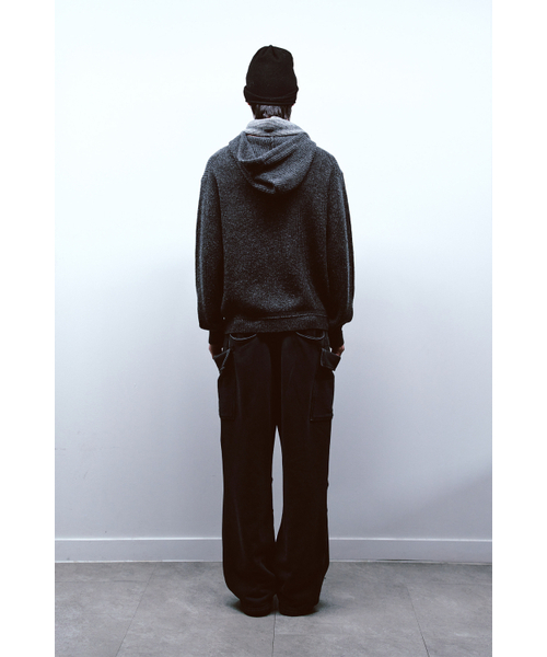 DEINET(ダイニット)の「BASIC LOGO KNIT HOODIE IN CHARCOAL(ニット/セーター・レディース・その他・FREE)」の4枚目の写真