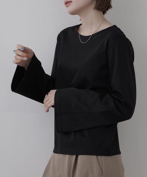 OMNES（オムネス）の「BEAUTIFUL FRIDAY 袖フレアプルオーバー 長袖（Tシャツ/カットソー・レディース・ホワイト/ブラック・L/M）」の9枚目の写真