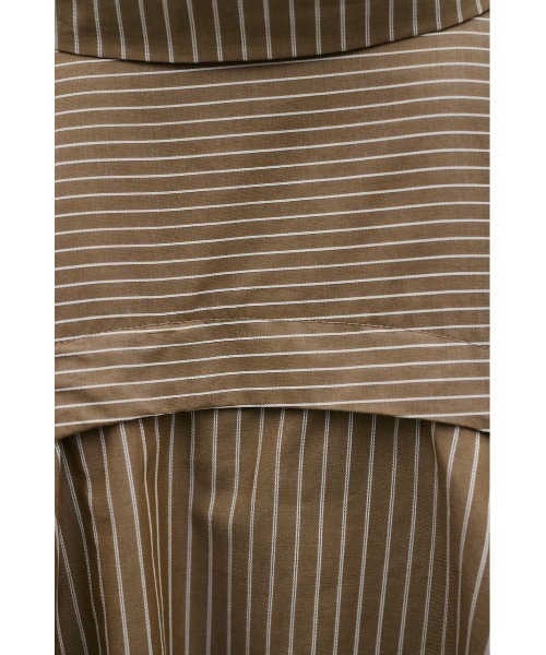 STYLEMIXER(スタイルミキサー)の「ティアードフリルシャツ(シャツ/ブラウス・レディース・ホワイト/ベージュ系その他/ブルー系その他・FREE)」の14枚目の写真