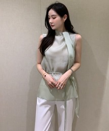 リボンノースリーブトップス