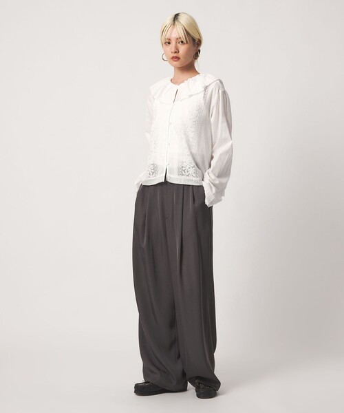 BEAUTY&YOUTH UNITED ARROWS(ビューティーアンドユースユナイテッドアローズ)の「エンブロイダリー フリルカラー シャツ(シャツ/ブラウス・レディース・ベージュ/ブラック/ホワイト・FREE)」の9枚目の写真