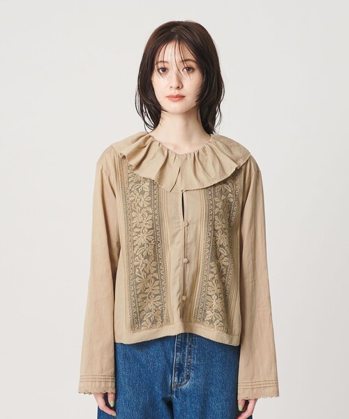 BEAUTY&YOUTH UNITED ARROWS(ビューティーアンドユースユナイテッドアローズ)の「エンブロイダリー フリルカラー シャツ(シャツ/ブラウス・レディース・ベージュ/ブラック/ホワイト・FREE)」の13枚目の写真