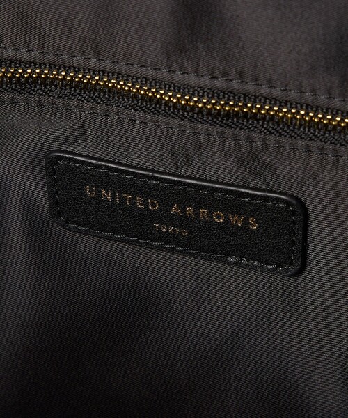 UNITED ARROWS(ユナイテッドアローズ)の「スクエア ボストンバッグ(ボストンバッグ・レディース・ブラック・FREE)」の9枚目の写真
