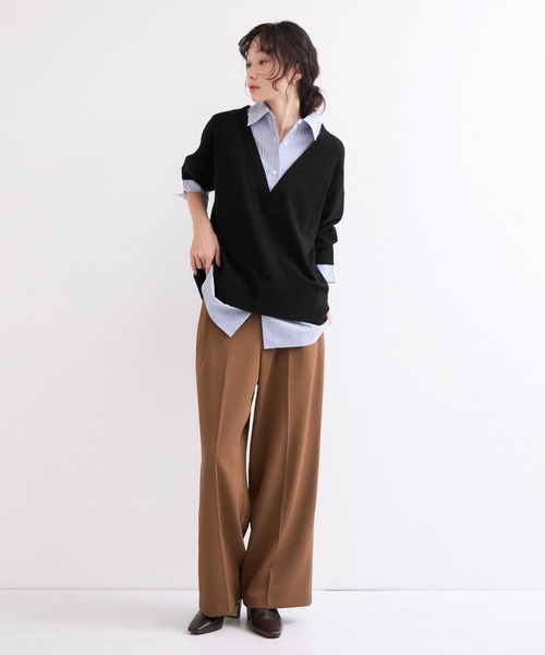 le cercle ADAM ET ROPE'(ルセルクルアダムエロペ)の「ドッキングシャツVネックニット(ニット/セーター・レディース・グレー/ブラック系その他・FREE)」の6枚目の写真