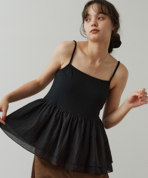 OLUN(オルン)の「frill hem camisole/裾フリルキャミソール(キャミソール・レディース・アイボリー/ブラック・FREE)」の8枚目の写真