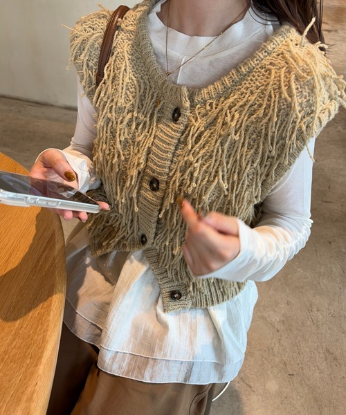 OLUN(オルン)の「frill hem camisole/裾フリルキャミソール(キャミソール・レディース・アイボリー/ブラック・FREE)」の10枚目の写真