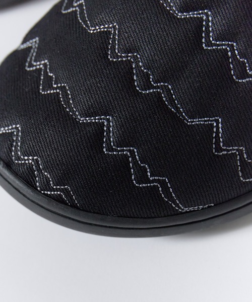 SUBU（スブ）の「SUBUxMANASTASH/スブ×マナスタッシュ MT. STITCH SANDAL マウンテンステッチサンダル スリッポン 巾着付き メンズ 2026年 秋 秋服 冬 冬服（サンダル・メンズ・ブラック・1/2/3）」の5枚目の写真