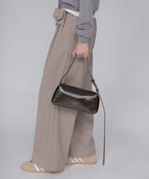CHRISTIAN VILLA(クリスチャンヴィラ)の「【CHRISTIAN VILLA/クリスチャンヴィラ】one strap shoulder bag(ショルダーバッグ・レディース・ブラウン・フリー)」の3枚目の写真