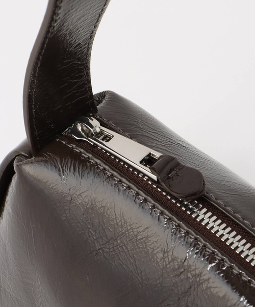 CHRISTIAN VILLA(クリスチャンヴィラ)の「【CHRISTIAN VILLA/クリスチャンヴィラ】one strap shoulder bag(ショルダーバッグ・レディース・ブラウン・フリー)」の9枚目の写真