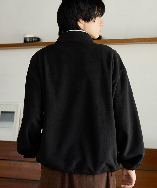 GAP(ギャップ)の「PUBLUX × GAP/ギャップ 別注 配色 フリース ハーフジップ プルオーバー/アノラック 限定展開(スウェット・メンズ・レオパード/サックスブルー/ネイビー/ブラック・SMALL/MEDIUM/LARGE)」の10枚目の写真