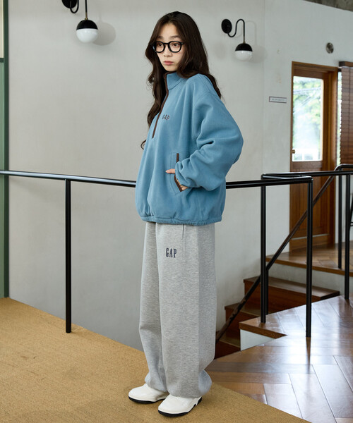 GAP(ギャップ)の「PUBLUX × GAP/ギャップ 別注 配色 フリース ハーフジップ プルオーバー/アノラック 限定展開(スウェット・メンズ・レオパード/サックスブルー/ネイビー/ブラック・SMALL/MEDIUM/LARGE)」の22枚目の写真