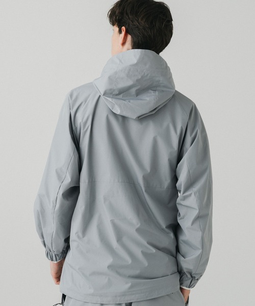 +phenix(プラスフェニックス)の「+phenix(プラスフェニックス)HALF COAT ハーフコート / WINDSTOPPER PRODUCTS BY GORE-TEX LABS(ダウンジャケット/コート・メンズ・ブラック/グレー/ネイビー・L/M)」の5枚目の写真