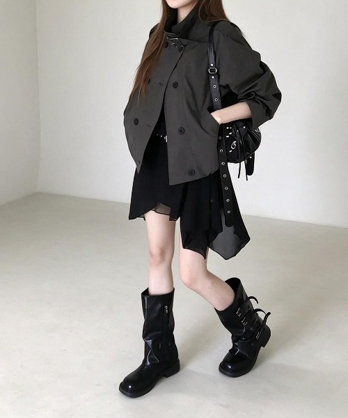 FAVORITO（ファヴォリート）の「ショートトレンチコート（トレンチコート・レディース・ライトグレー/ベージュ/ダークグレー・F）」の15枚目の写真