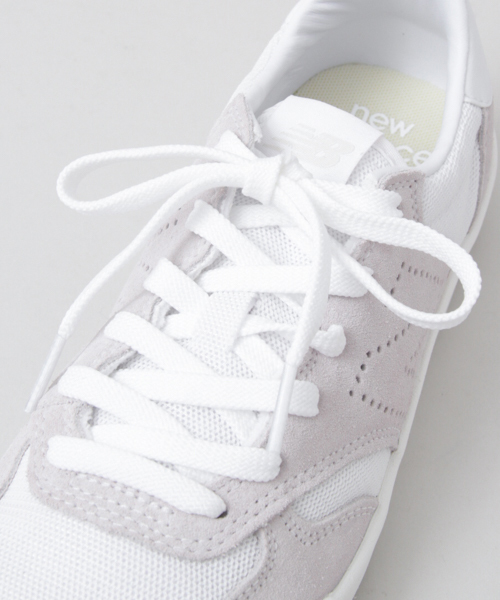 NEW BALANCE(ニューバランス)の「UR NEW BALANCE CRT300(スニーカー・レディース・ホワイト/レッド/ブラック・5/5.5/6)」の17枚目の写真