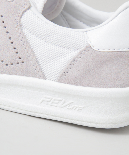 NEW BALANCE(ニューバランス)の「UR NEW BALANCE CRT300(スニーカー・レディース・ホワイト/レッド/ブラック・5/5.5/6)」の13枚目の写真