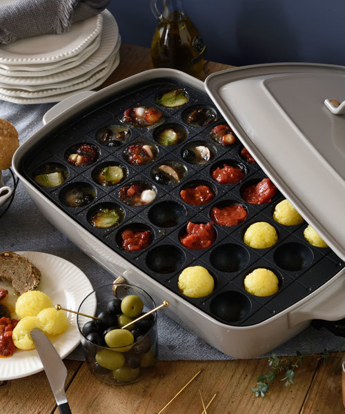 BRUNO（ブルーノ）の「ホットプレート グランデサイズ（キッチン家電・レディース・ホワイト/レッド/グレー/ピンク/グリーン/ライトブルーグレー/オレンジ系その他/ネイビー/ブルー系その他3/ワインレッド/グレイッシュベージュ/ブラウン/ベージュ系その他/グレー系その他/グリーン系その他/イエロー系その他/ミント/ライトブルー・ﾌﾘ-）」の3枚目の写真