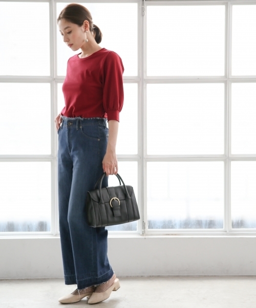 LEPSIM(レプシィム)の「ソデバルーンTEE 762165(Tシャツ/カットソー・レディース・オフホワイト/ブラック/イエロー/レッド・MEDIUM/LARGE)」の16枚目の写真